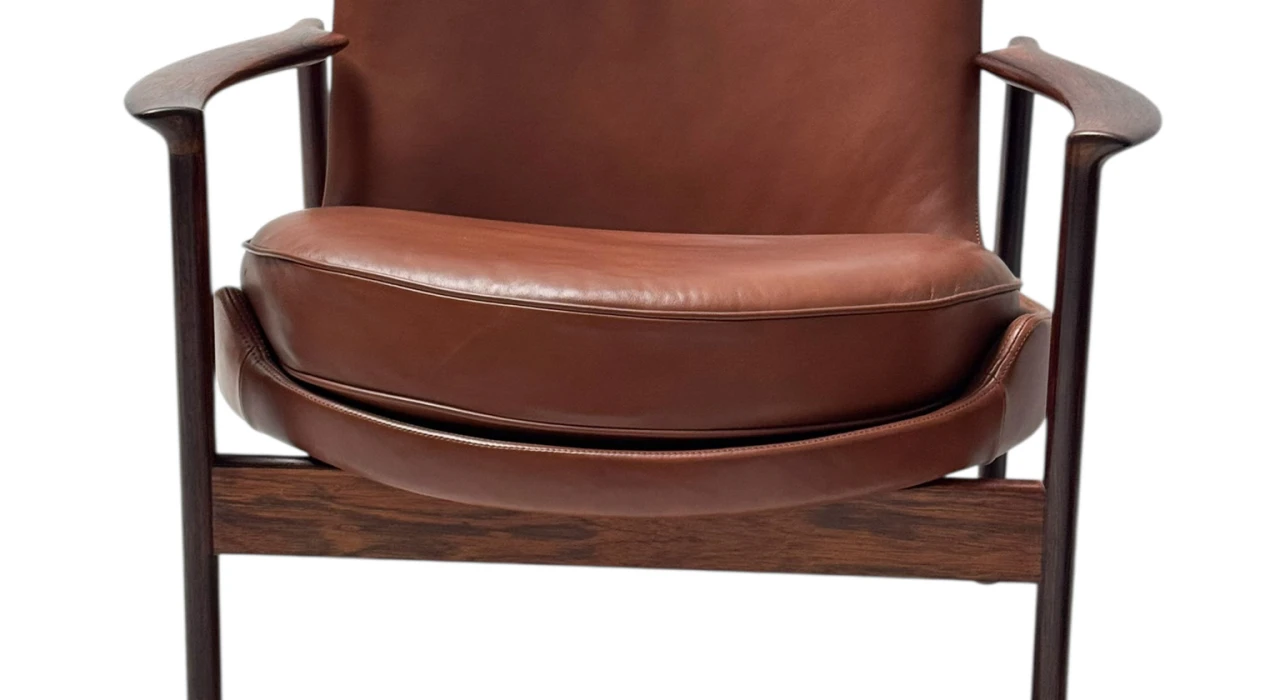 Two Mid-Century Modern Lounge Chairs by Ib Kofod-Larsen for Frõscher, 1970s